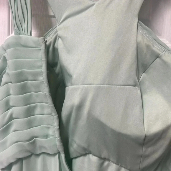 Kanali K mint formal gown size 8 preowned in good condition - Picture 7 of 10